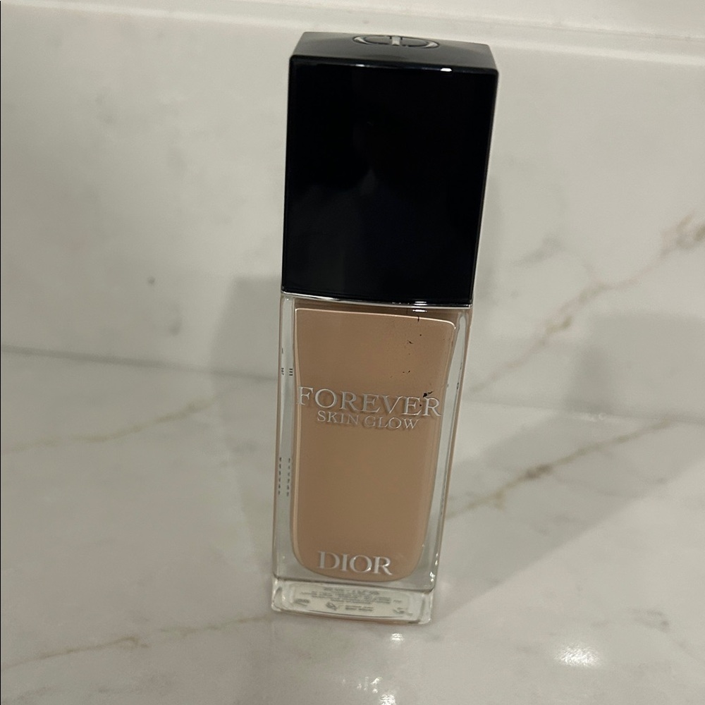Dior Forever Skin Glow Foundation - Beige
